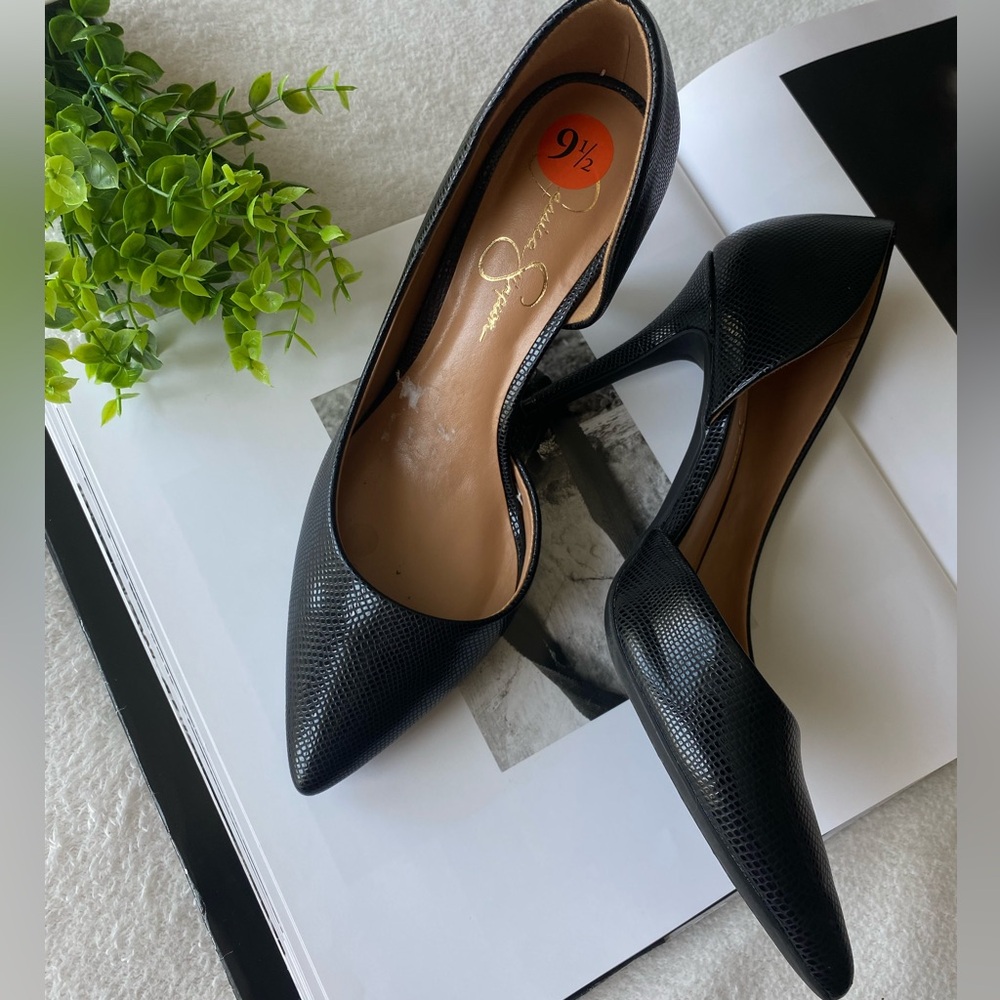 Jessica Simpson Textured Black Heels